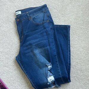 Legend dark wash ripped stretch jeans chic soul 16 NWOT
